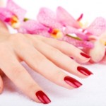 Tips Cantik: 6 Tips Merawat Kuku Agar Lebih Indah & Menarik