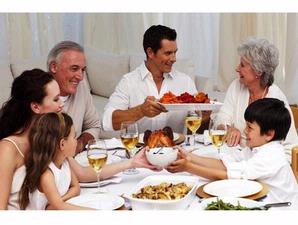 Makan Bersama Eratkan Keakraban Keluarga Cekinfo Tips Makan Bersama Eratkan Keakraban Keluarga Cekinfo Tips